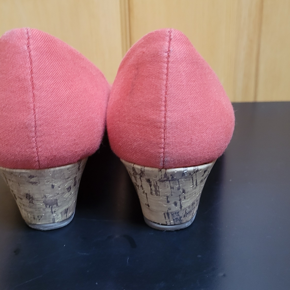 Liz Claiborne Coral Women's Shoes - Picture 4 of 5